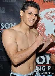 Roman destroys Kubo for the WBA Super Bantam belt
