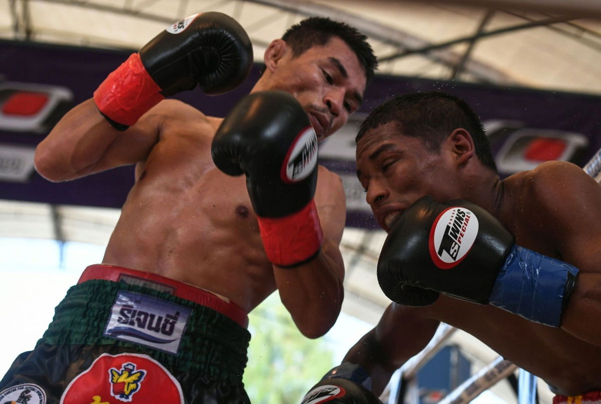 Wanheng (left) likes to engage at close quarters