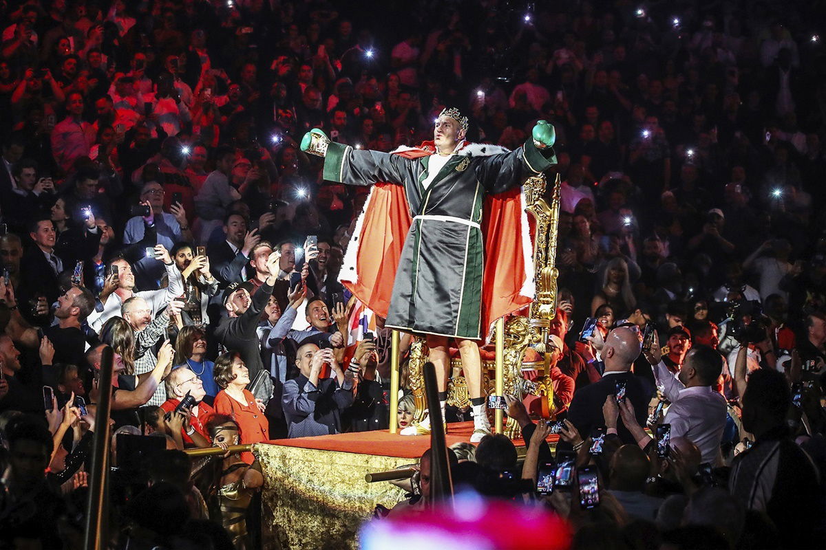 Tyson Fury, on verge of Anthony Joshua deal, says Frank Warren ‘Brought me back from the absolute depths’