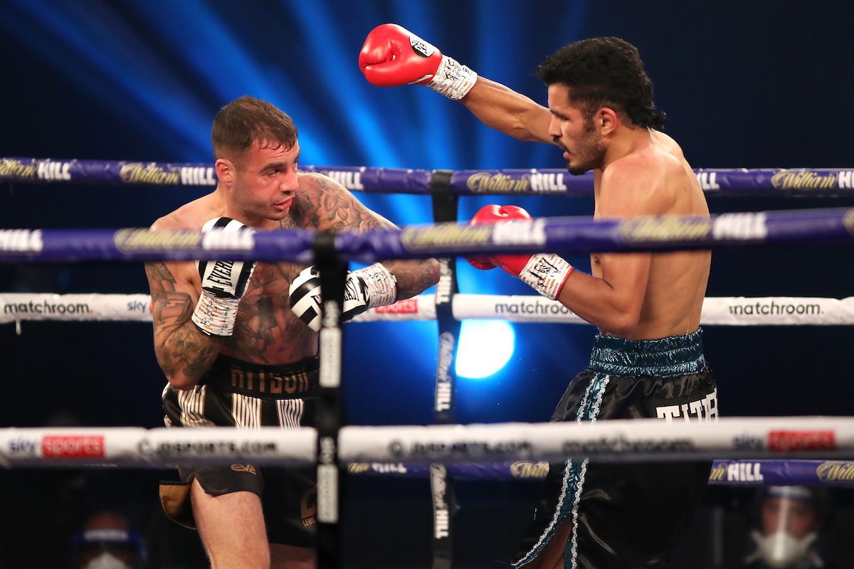Lewis Ritson vs Miguel Vazquez (Mark Robinson/Matchroom)