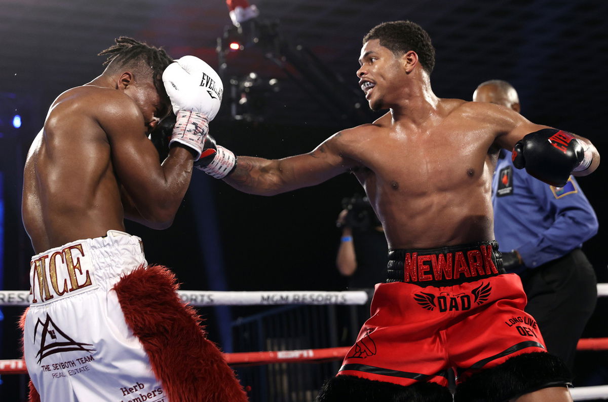Shakur Stevenson beats Toka Kahn Clary, Verdejo and Collard suffer upsets