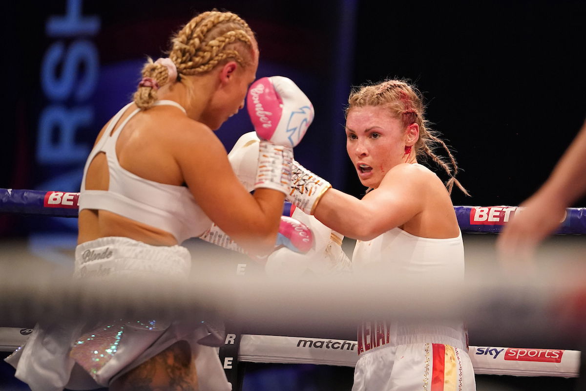 Shannon Courtenay vs Ebanie Bridges action (Mark Robinson/Matchroom)